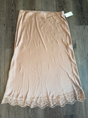 Champagne Satin Slip Midi Skirt XXL NWT A New Day Lace Trim Delicate Romantic